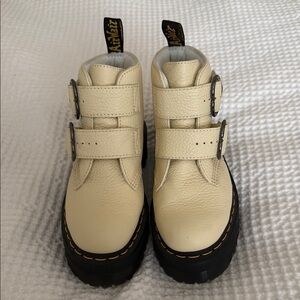 Butter Yellow Heart Buckle Dr. Martins